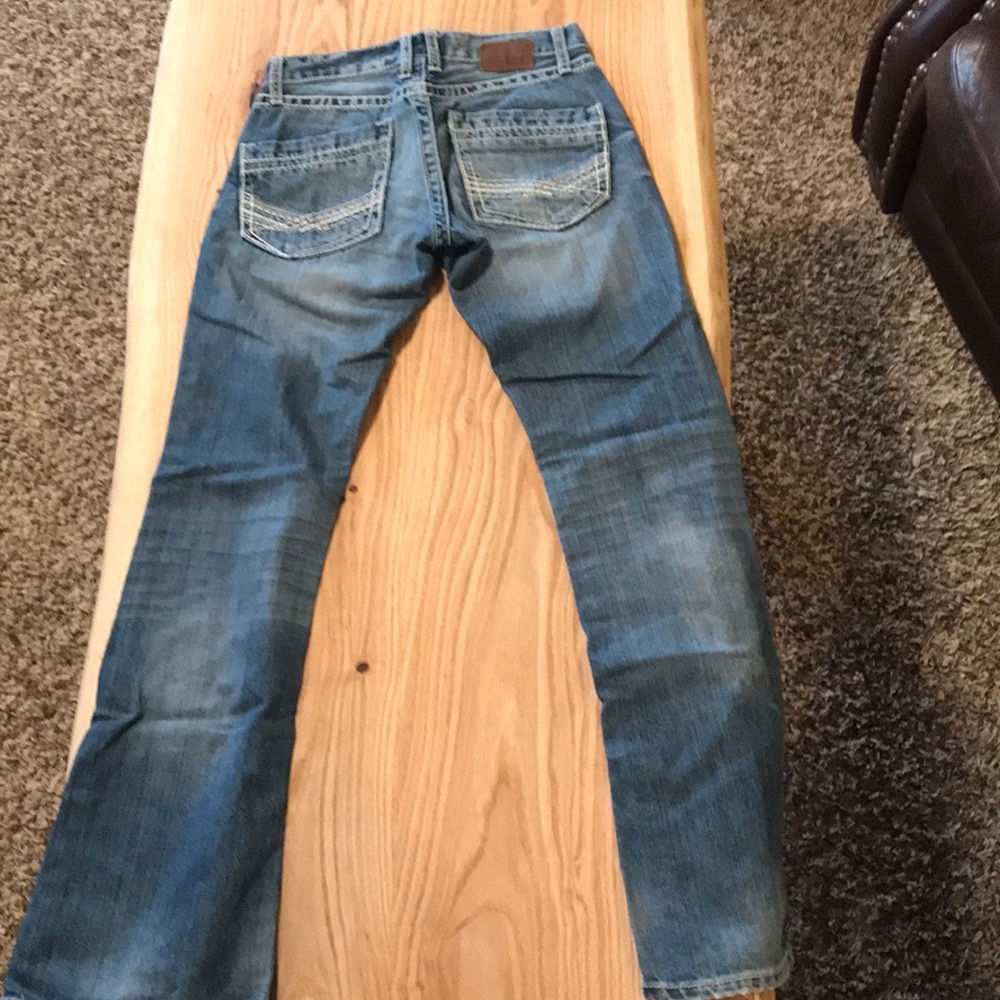 Buckle jeans 28R